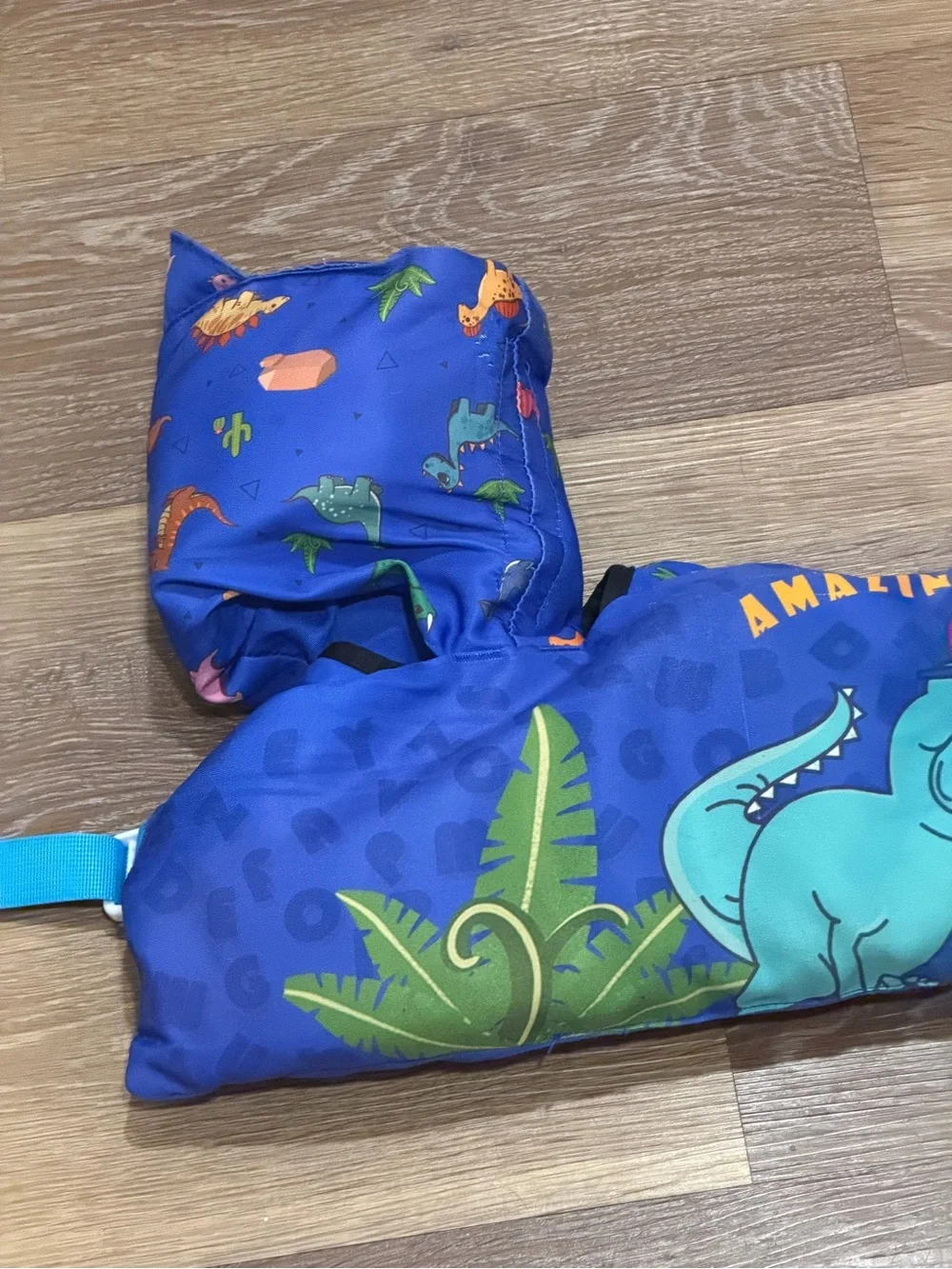 Target bright blue